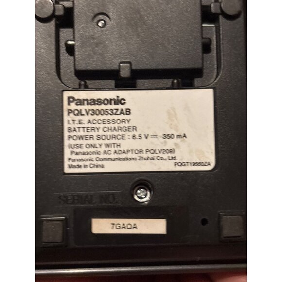 Panasonic Cordless Phones With Charging Bases & AC Adapters - Picture 4 of 4